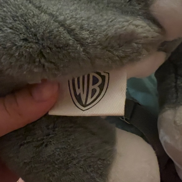 Vintage 1994 Warner Bros Bugs Bunny stuffed animal backpack - Picture 2 of 6